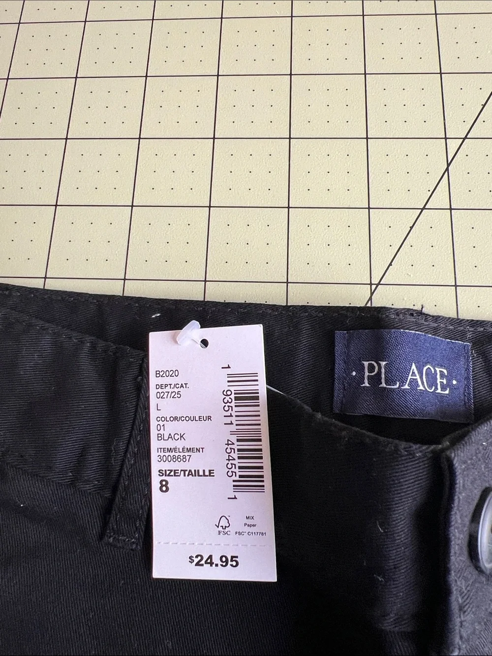 The Children's Place Black Flat-Front Stretch Shorts
